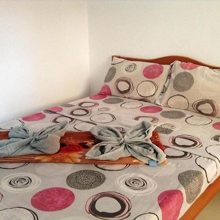 Citadel Bed And Breakfast Пуэрто-Принцеса Экстерьер фото